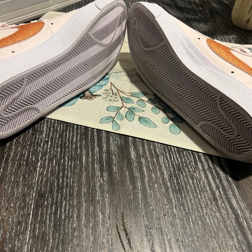 Women’s Nike Blazer